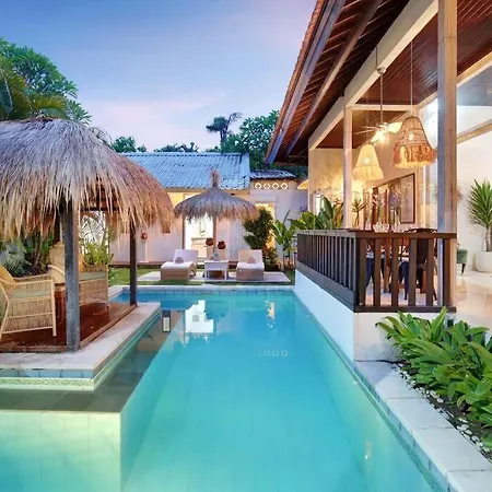 Seminyak Beach Seagrass Villa 4Br Exterior photo