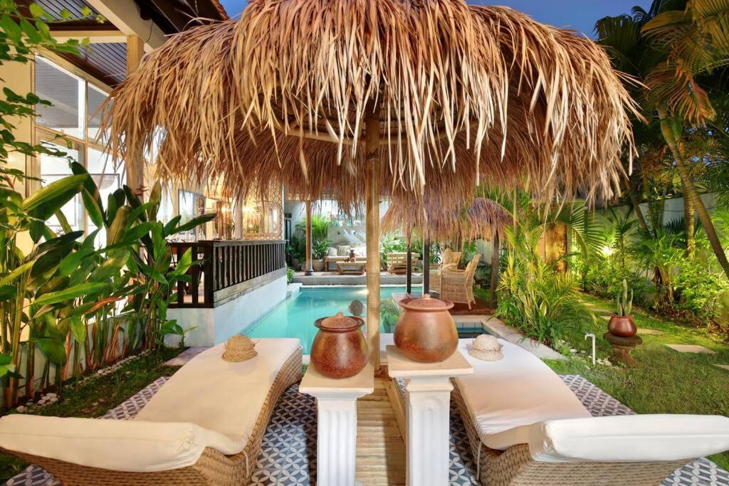 Villa Seagrass 4br Seminyak